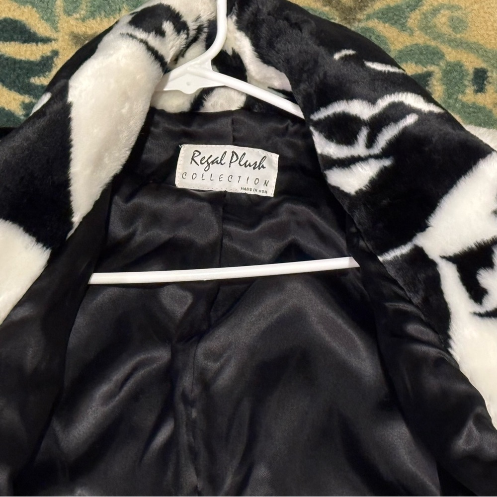 Vintage 80’s NEW WITH TAGS Royal Plush by Donnybrook Faux Fur Faces Coat L - Picture 2 of 6